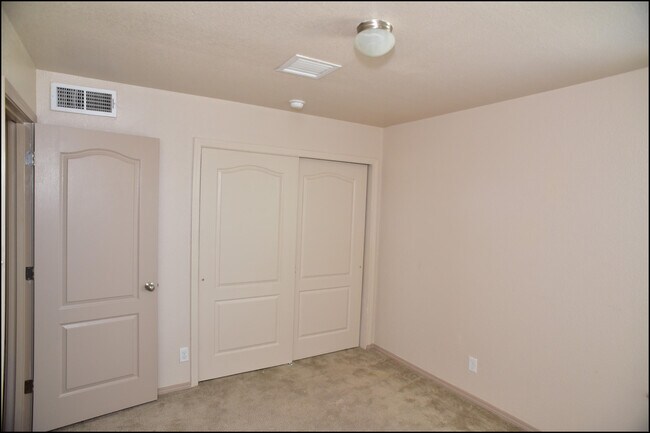 Building Photo - 14218 Rattler Point Dr