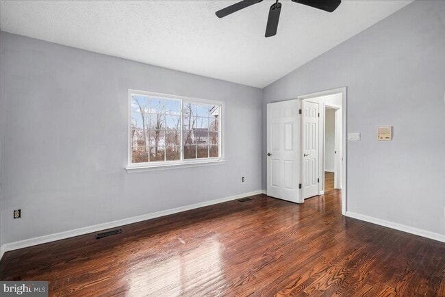 Building Photo - 13909 Lord Fairfax Pl