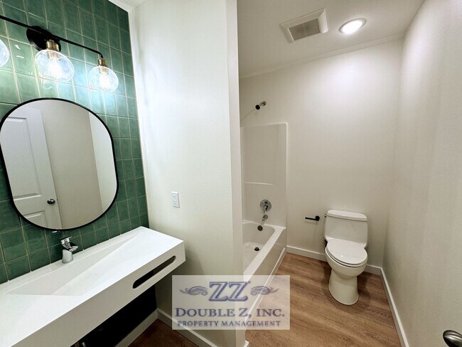 Building Photo - R76 Property