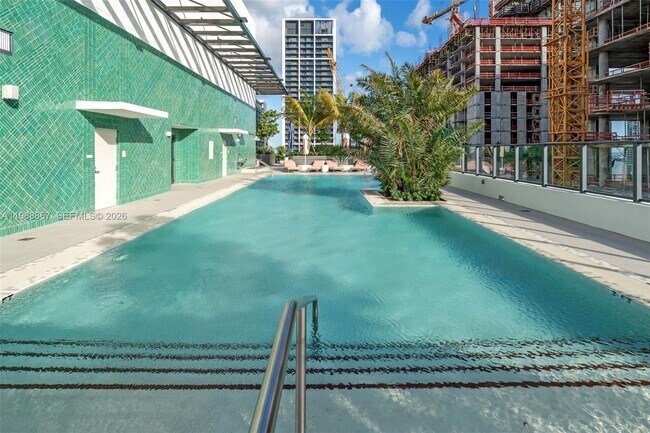 Building Photo - 601 N Miami Ave