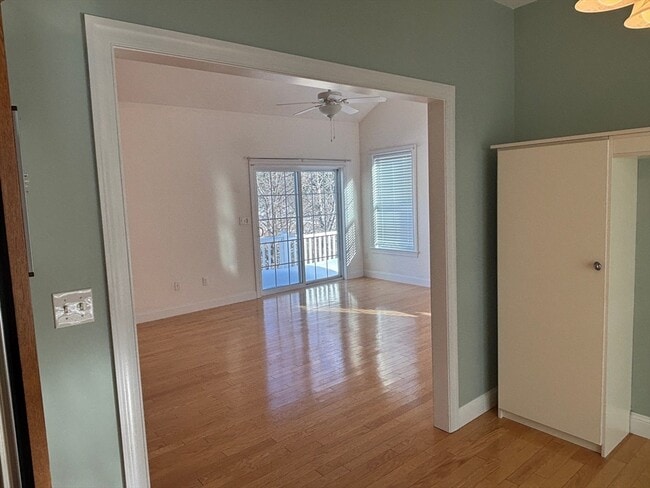 Building Photo - 501 Autumn Ridge Dr