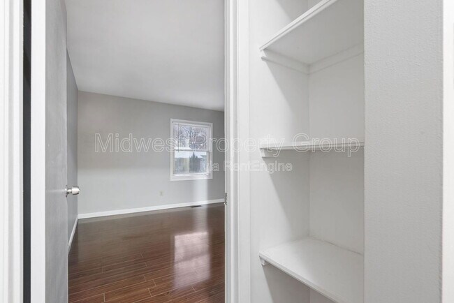 Building Photo - 19 Stone Mill Ln