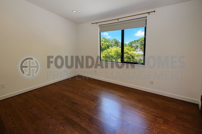 Building Photo - Strawberry Retreat with Bay Views & Resort...
