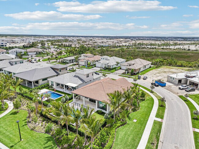 Building Photo - 13621 Le Christine Dr