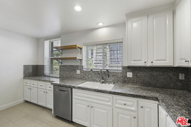 Building Photo - 1820 Benecia Ave