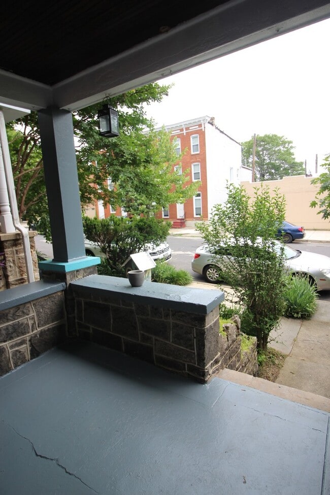 Building Photo - 2026/2027 JHU Off-Campus 3bd/1ba Rowhouse ...