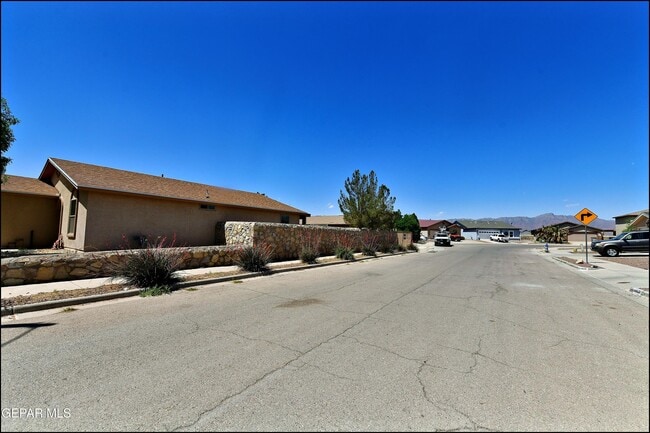 Building Photo - 11613 Ochre Bluff Ln