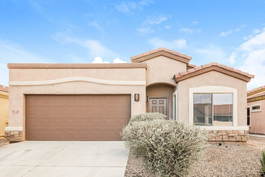 Primary Photo - 14508 S Camino Tierra Monte