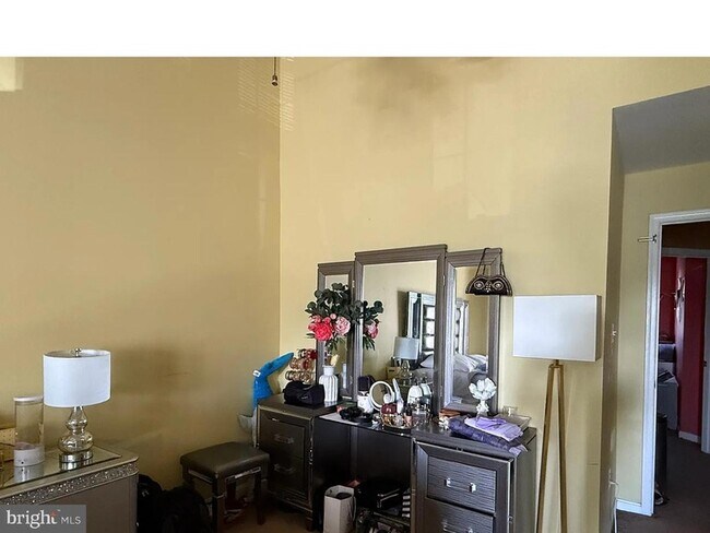 Building Photo - 11589 Tolson Pl