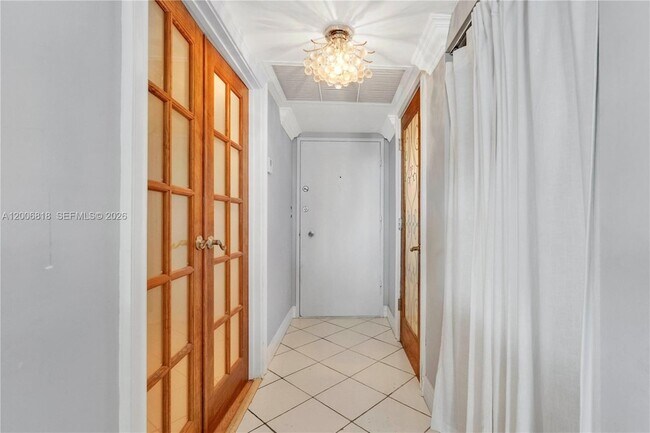 Building Photo - 5555 Collins Ave