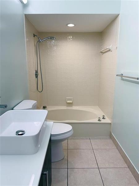 Building Photo - 10235 Panama St