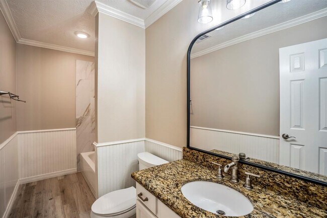 Building Photo - 5803 Sawyer Bend Ln