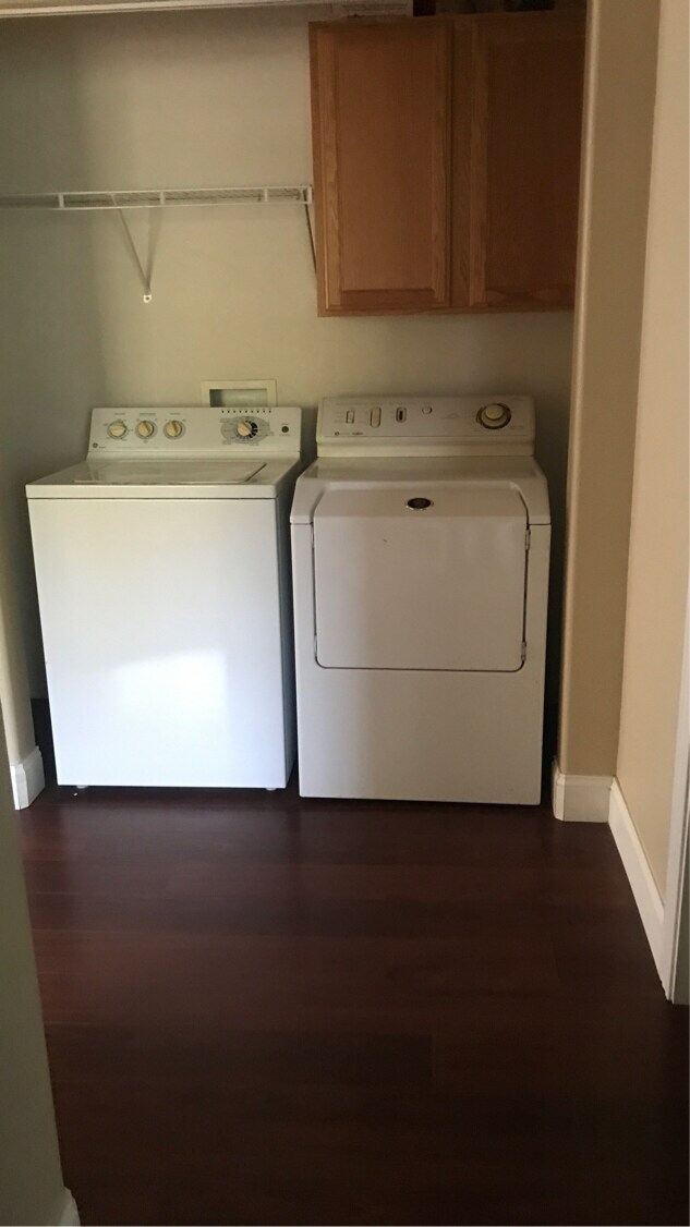 Building Photo - 3026 45th Ave