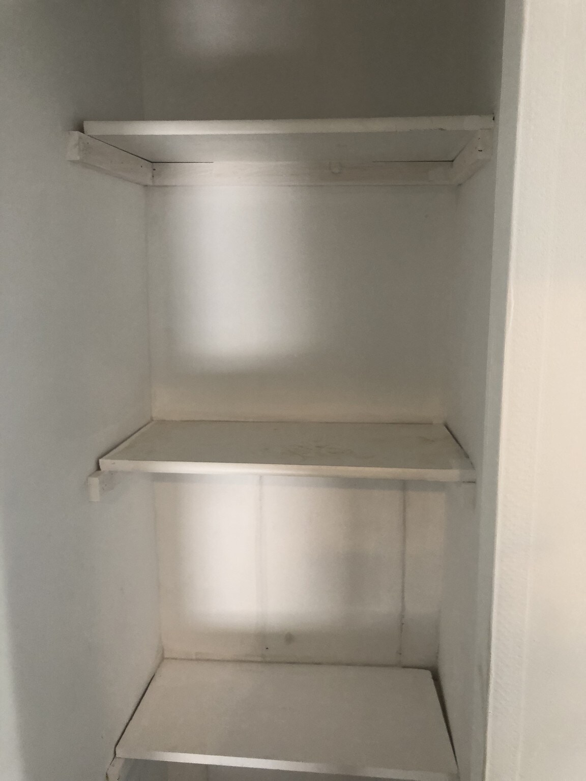 Utility closet - 4902 Kershaw St