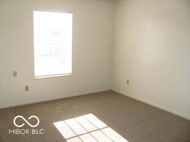 Building Photo - 10604 Creekside Woods Dr