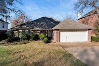 Building Photo - 5202 Heatherdale Dr