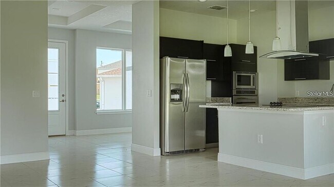 Building Photo - 1902 Sawfish Dr