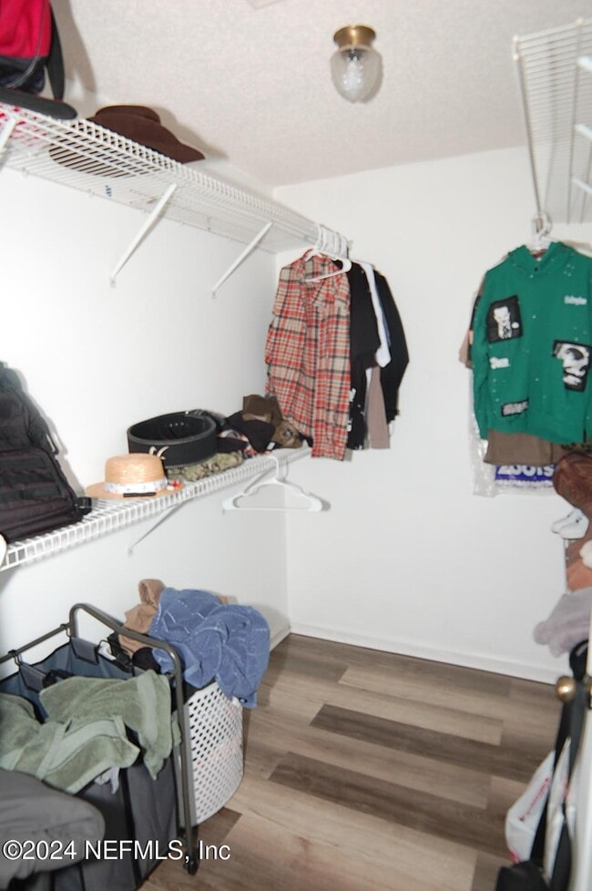 Building Photo - 3256 Fox Squirrel Dr