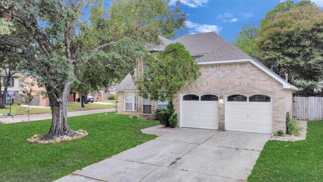 Building Photo - 14810 Cypress Ridge Dr