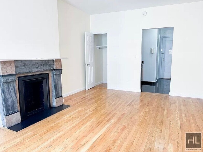 Building Photo - East 84th Street