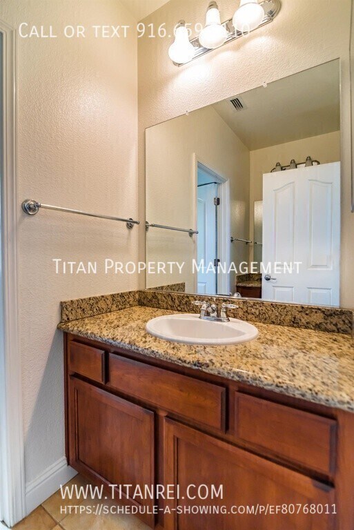 Building Photo - 11737 Brook Valley Way