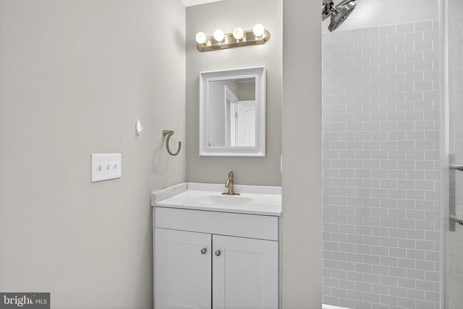 Building Photo - 177 Melodic Dr