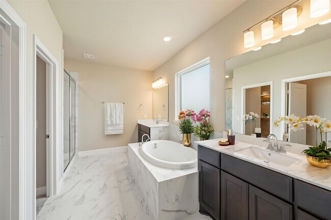 Building Photo - 764 Lake Lacosta Dr