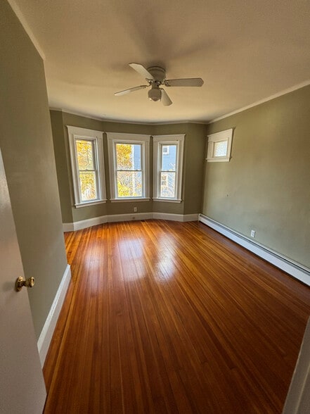 Building Photo - 5 Concord Terrace