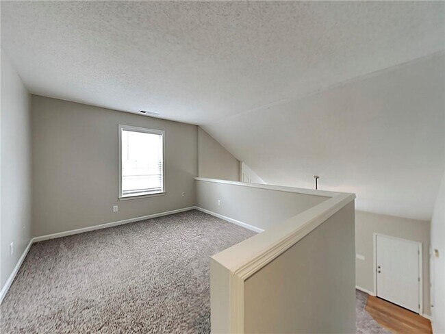 Building Photo - 1621 Heyford Cir NW