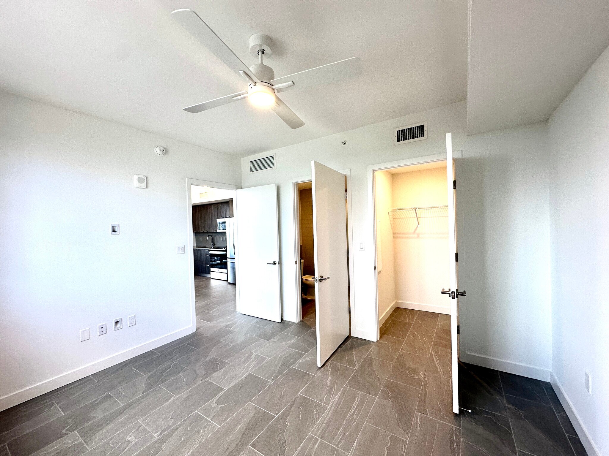 Building Photo - 1945 NW 3rd Ave