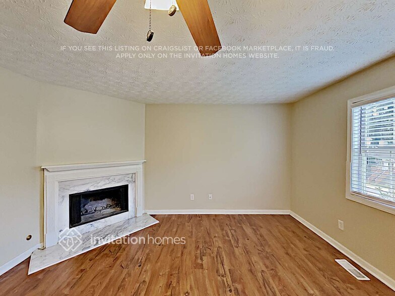 Building Photo - 3794 Cherokee Overlook Dr
