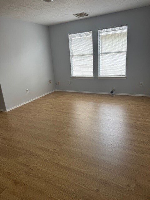 Building Photo - 10411 Iris Lake Ct