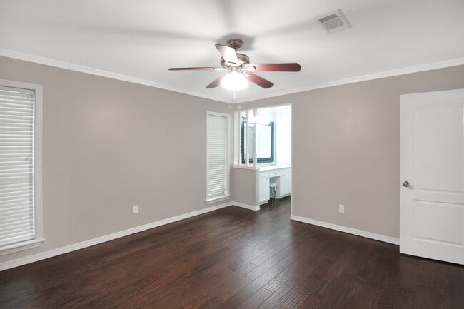 Building Photo - 114 Trace Ridge Dr