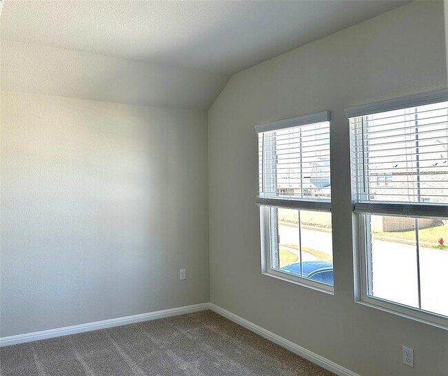 Building Photo - 101 Rita Blanca Bnd