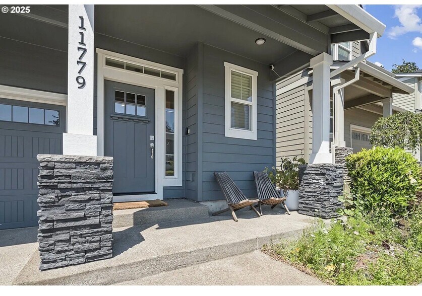 Building Photo - 11779 SE White Tail Dr