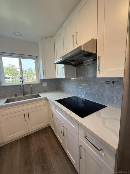 Building Photo - 7934 Camino Huerta