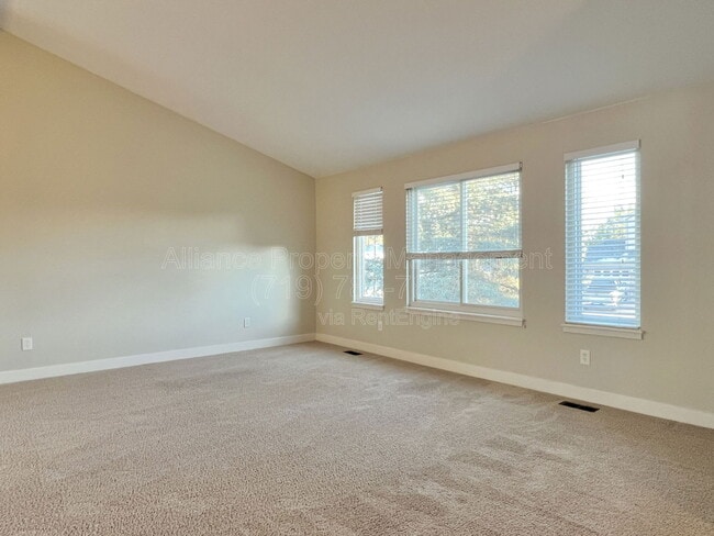 Building Photo - 7365 Cotton Dr