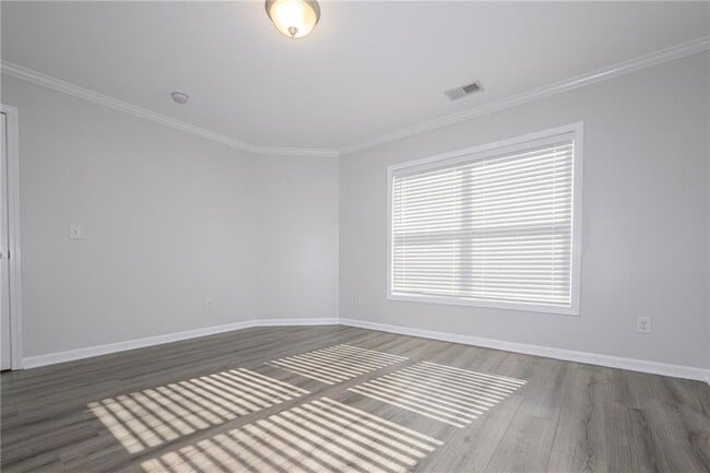 Building Photo - 5955 Weddington Dr