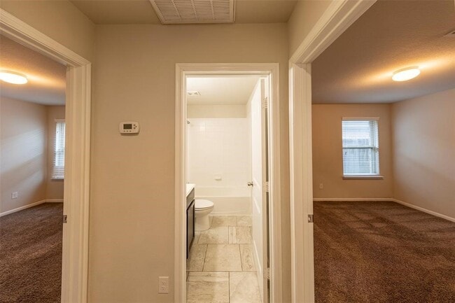 Building Photo - 12117 City Trek Ln