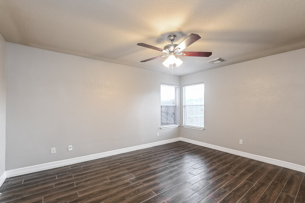 Building Photo - 1406 High Park Cir