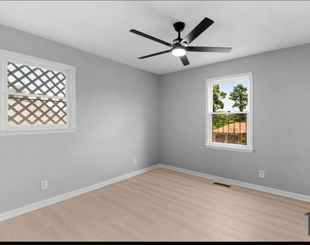 Building Photo - 2970 Armstrong Dr