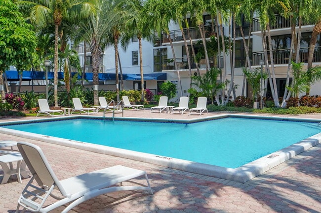 Building Photo - 3031 N Ocean Blvd