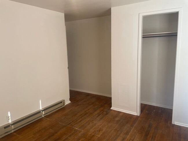 Building Photo - Home in The Heart of Ephrata!