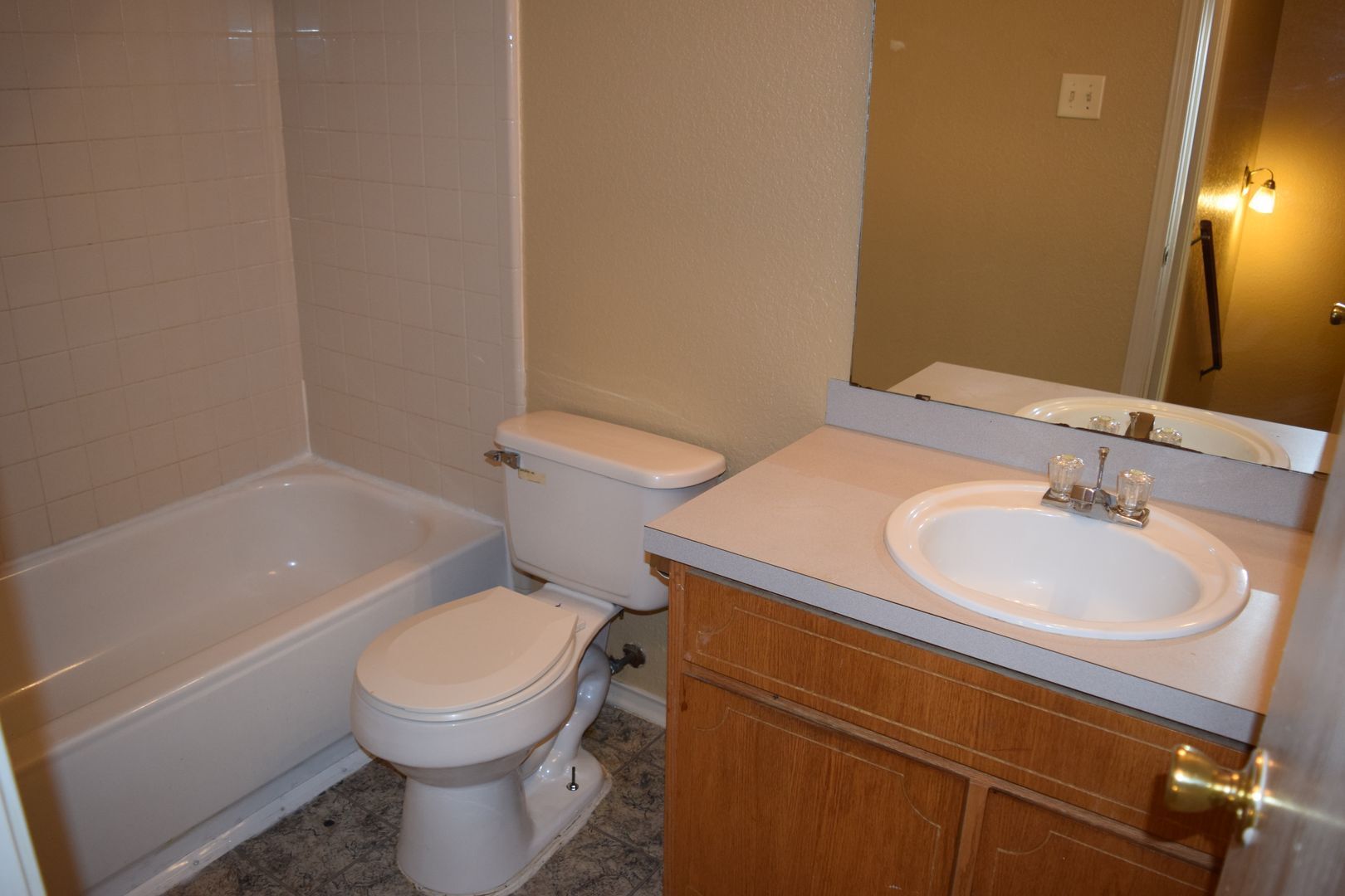 Building Photo - 4506 Deek Dr