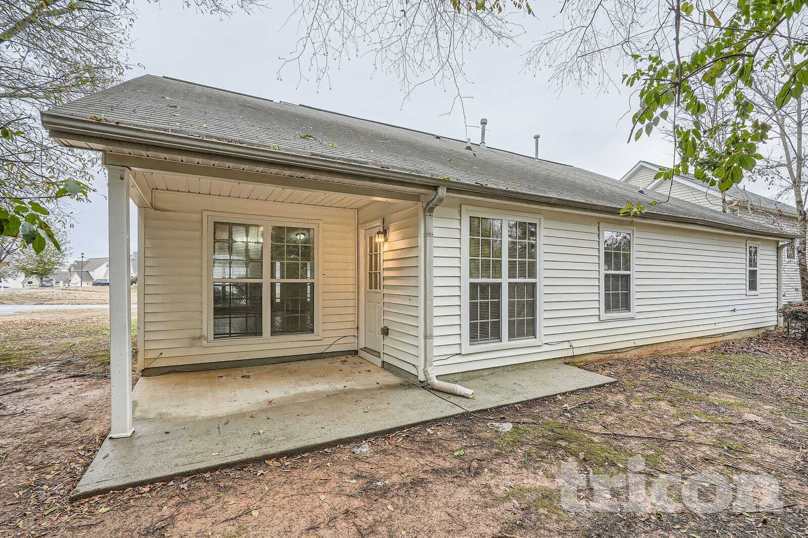 Building Photo - 4875 Larkspur Ln