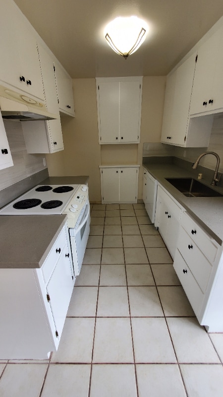 Building Photo - 2213 Voorhees Ave