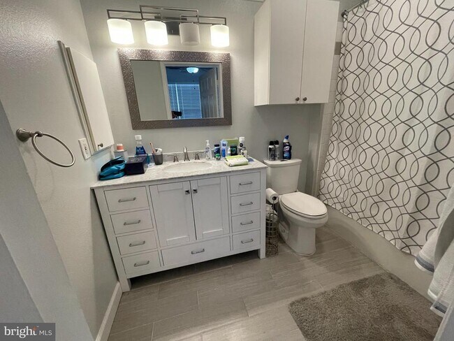 Building Photo - 3015 Nicosh Cir