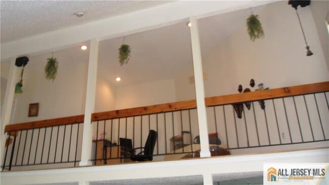 Building Photo - 162 Westgate Dr