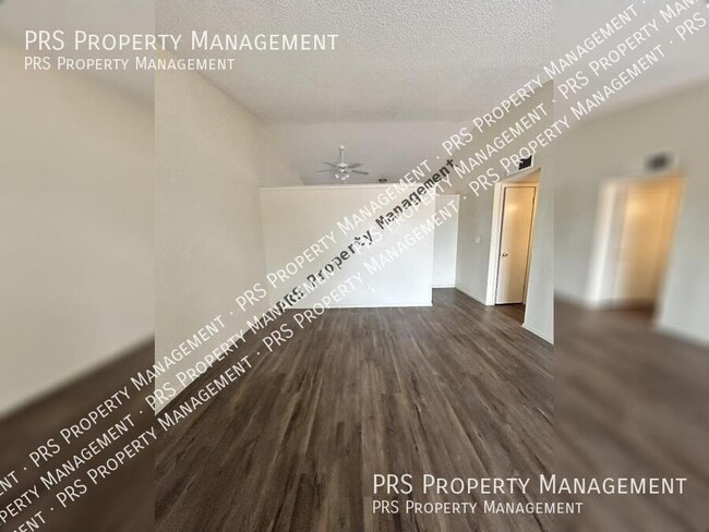 Building Photo - 3226 N Sycamore Pl