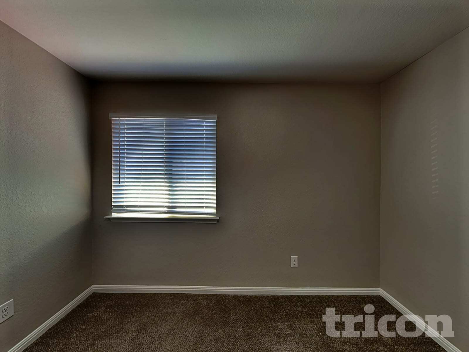 Building Photo - 2676 Diamondback Trail